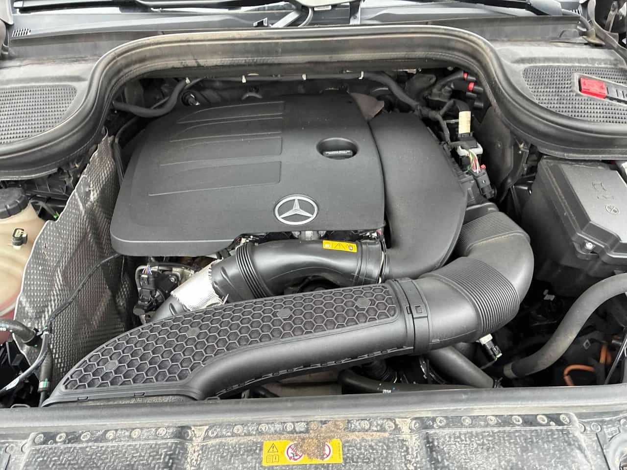 Mercedes-Benz GLE 350 CARFAX, снимка 16 - Автомобили и джипове - 54297074