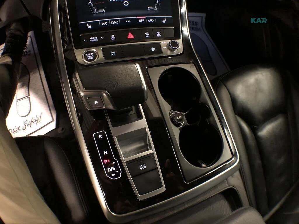 Audi Q7 Komfort * АвтоКредит * (ЦЕНА ДО БГ), снимка 15 - Автомобили и джипове - 55052687