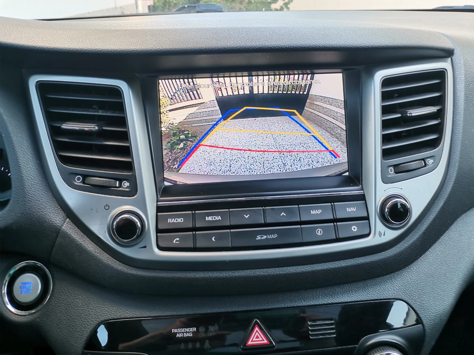 Hyundai Tucson  Xennon/Ст.Таван/, снимка 16 - Автомобили и джипове - 55092218