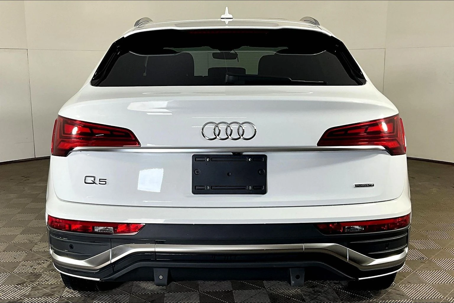 Audi Q5 45 TFSI Sportback quattro Progressiv, снимка 4 - Автомобили и джипове - 55136507