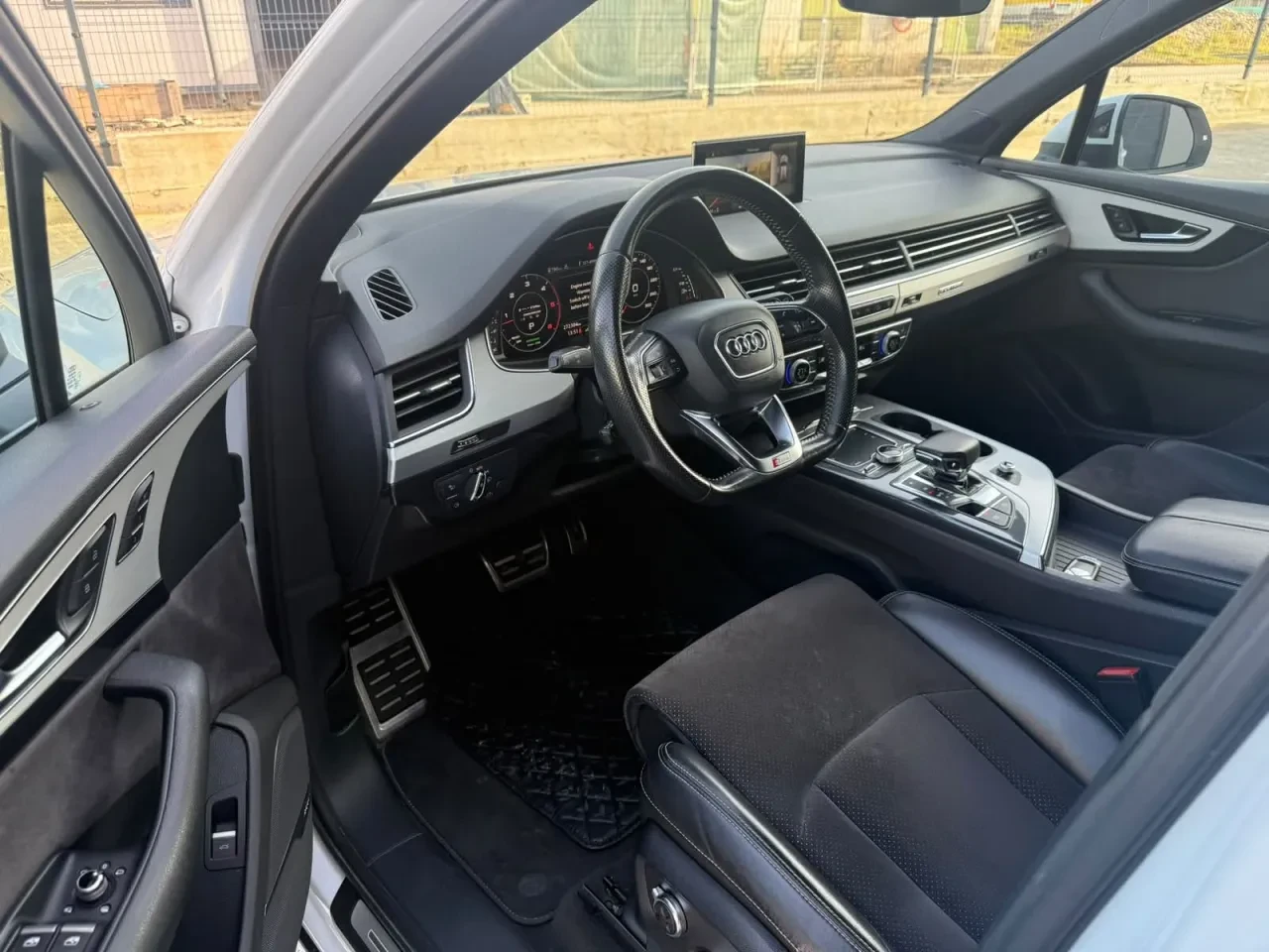Audi Q7 S-Line| 3.0TDI| Matrix| Bose| Завиващ Заден Мост, снимка 9 - Автомобили и джипове - 55783909
