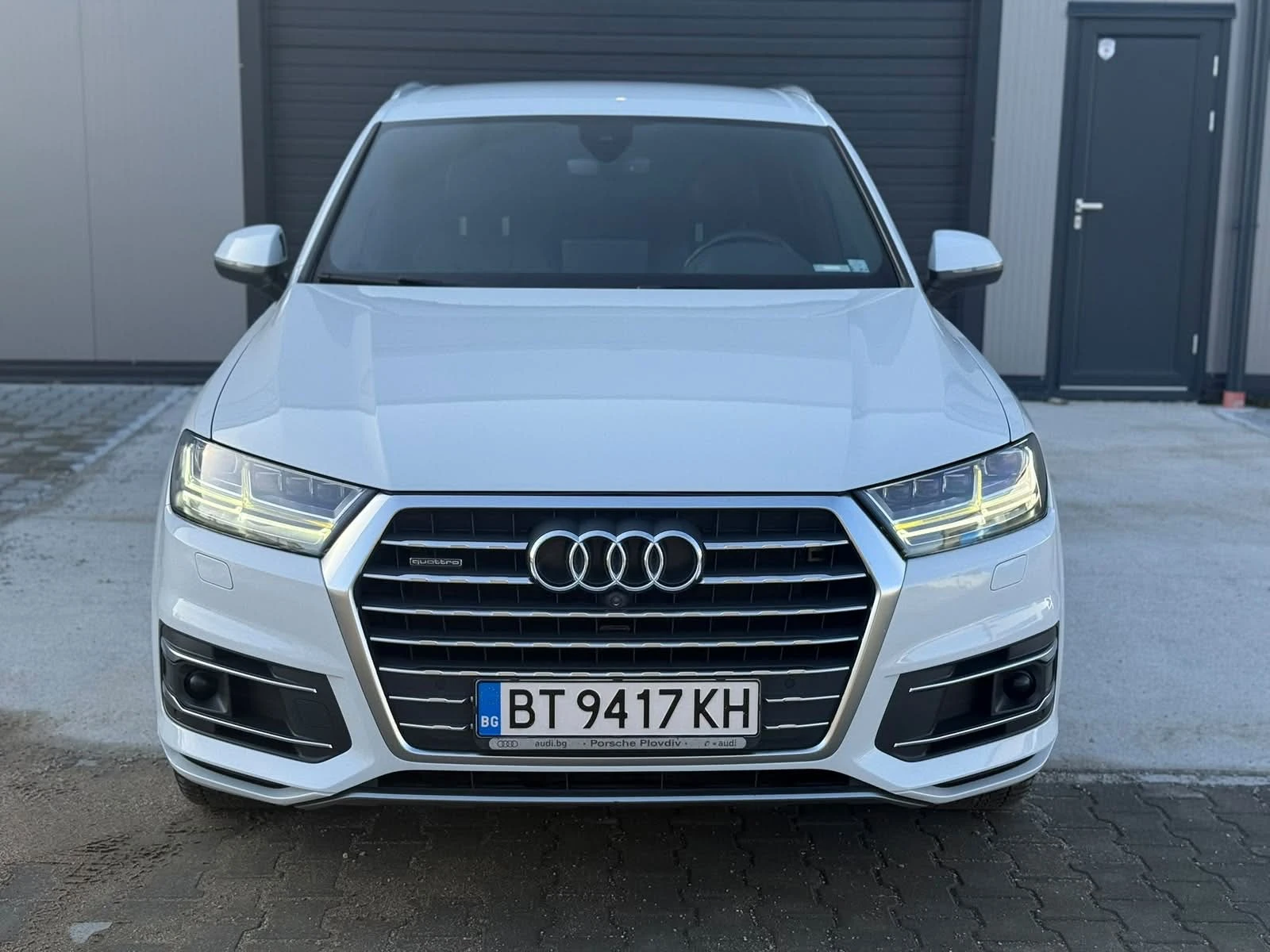 Audi Q7 S-Line| 3.0TDI| Matrix| Bose| Завиващ Заден Мост, снимка 12 - Автомобили и джипове - 55783909
