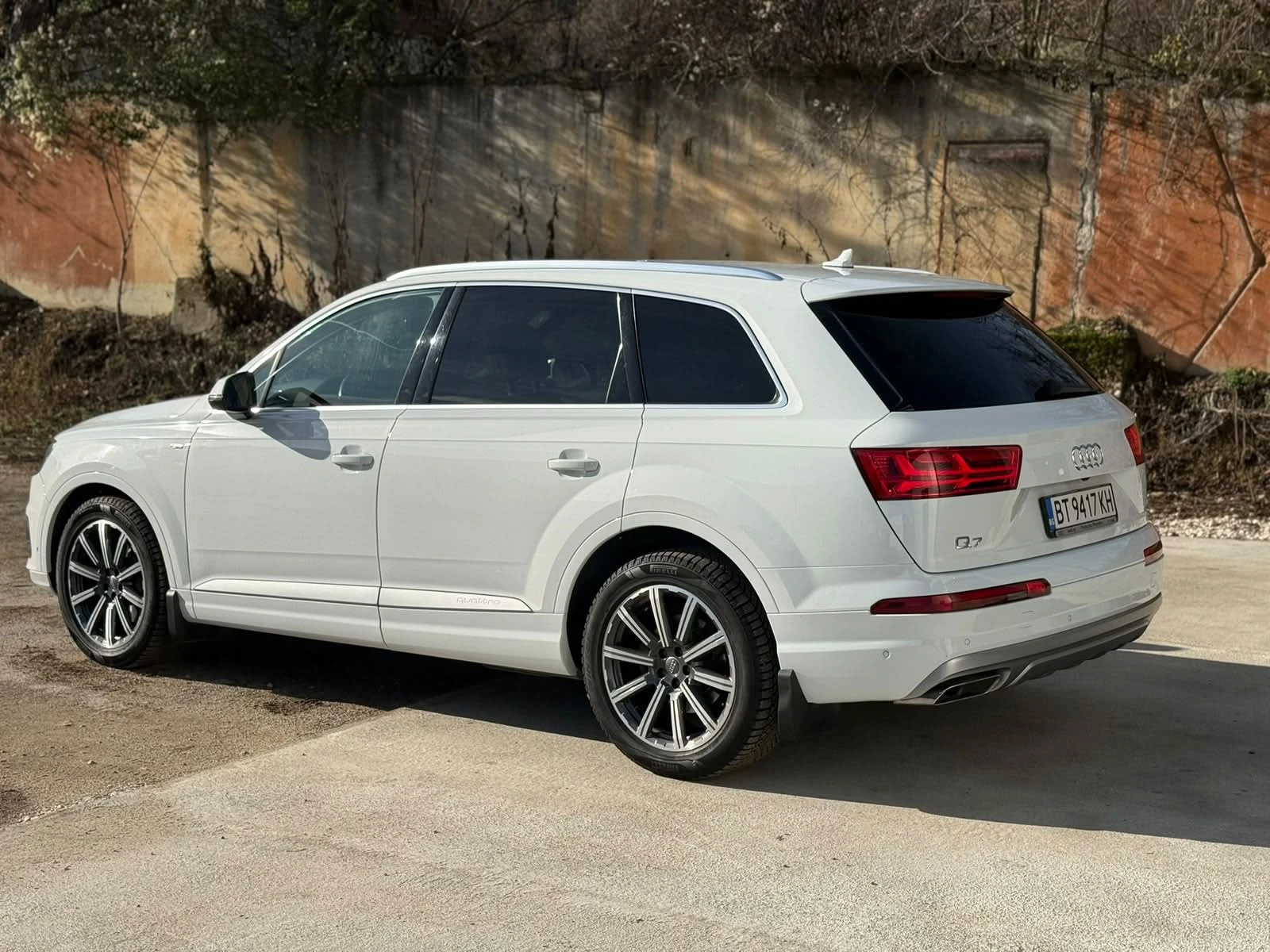 Audi Q7 S-Line| 3.0TDI| Matrix| Bose| Завиващ Заден Мост, снимка 5 - Автомобили и джипове - 55783909