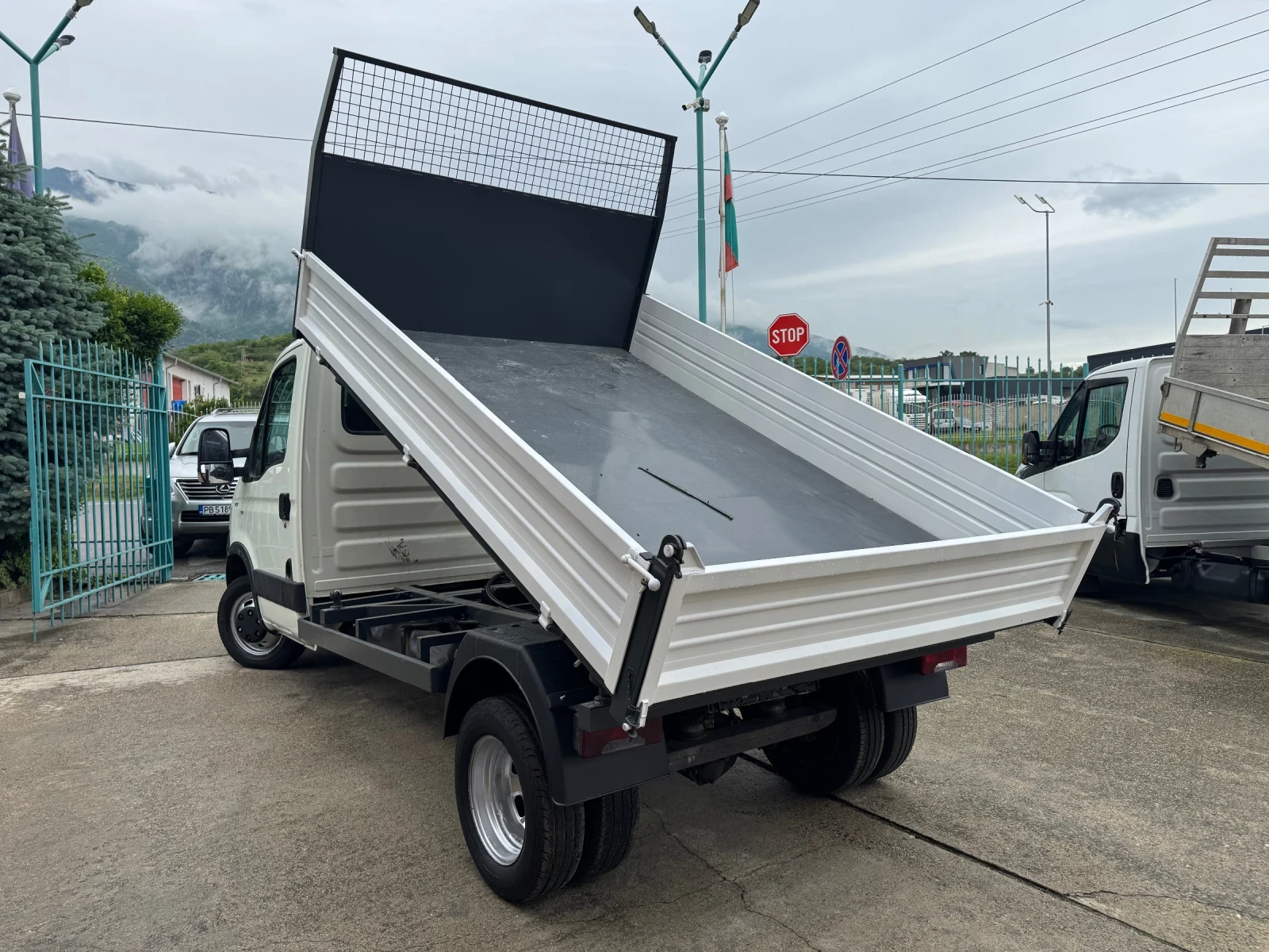 Iveco Daily 3.0HPI* 40c17 - Тристранен самосвал* Климатик - изображение 9