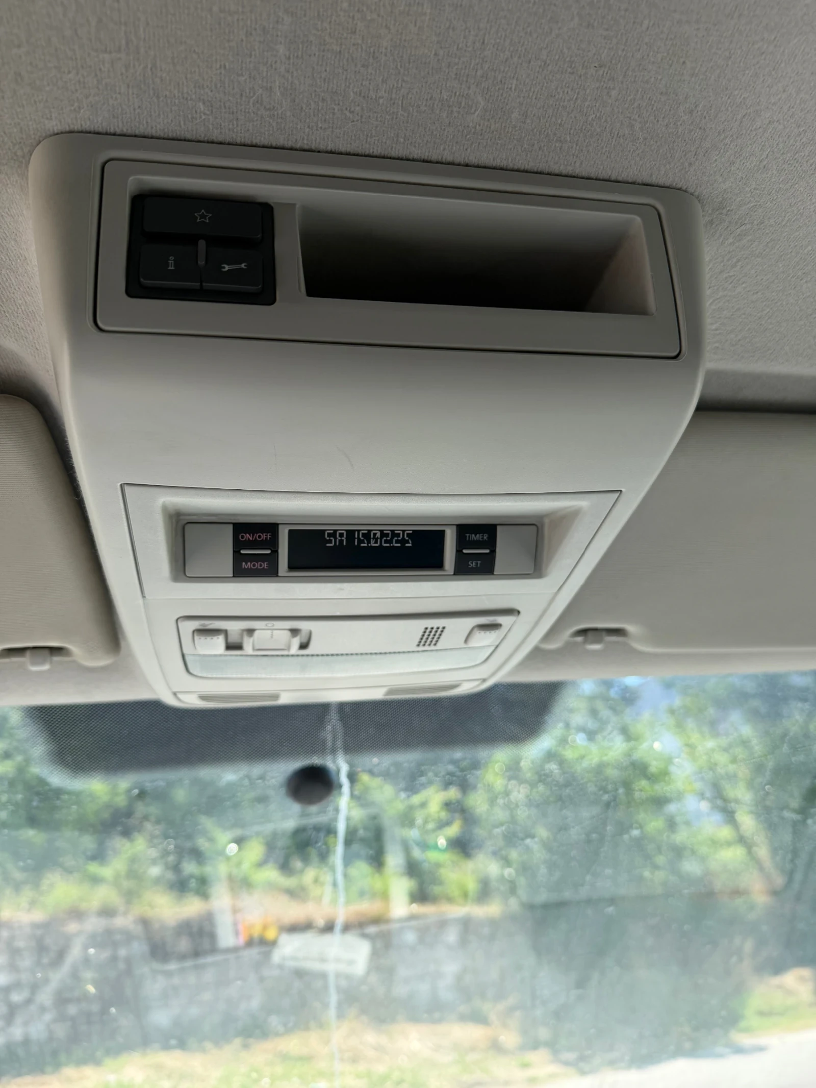 VW Transporter 2.0TDI, снимка 12 - Бусове и автобуси - 55309424