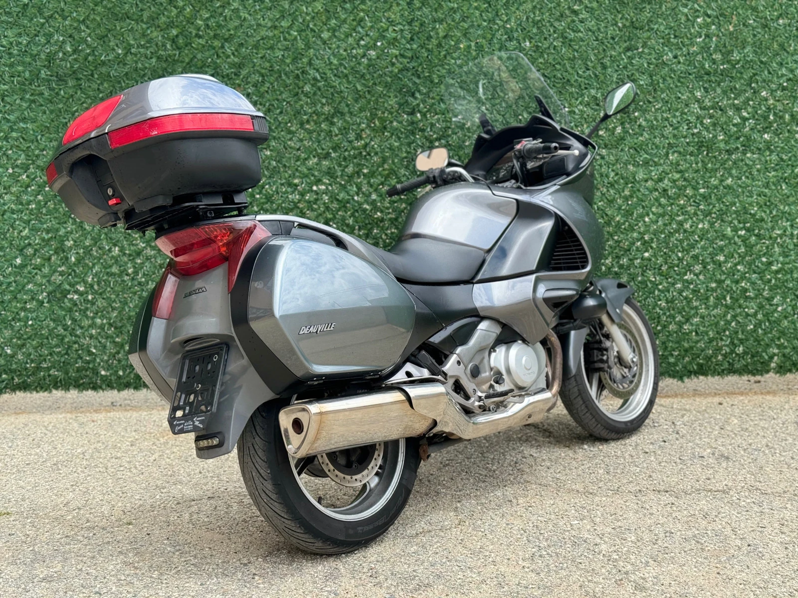 Honda Deauville 700 - изображение 6