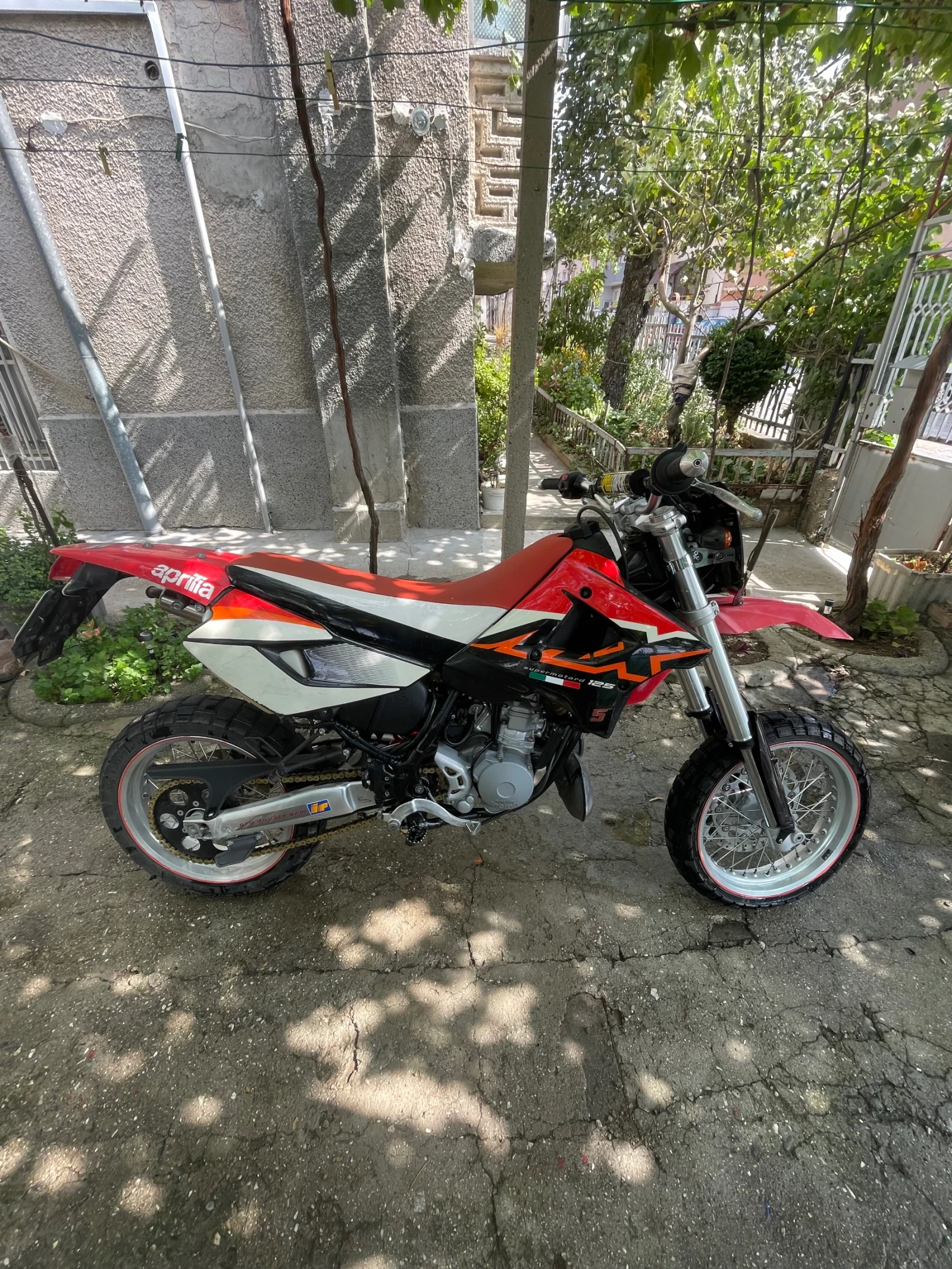 Aprilia 125  - изображение 4