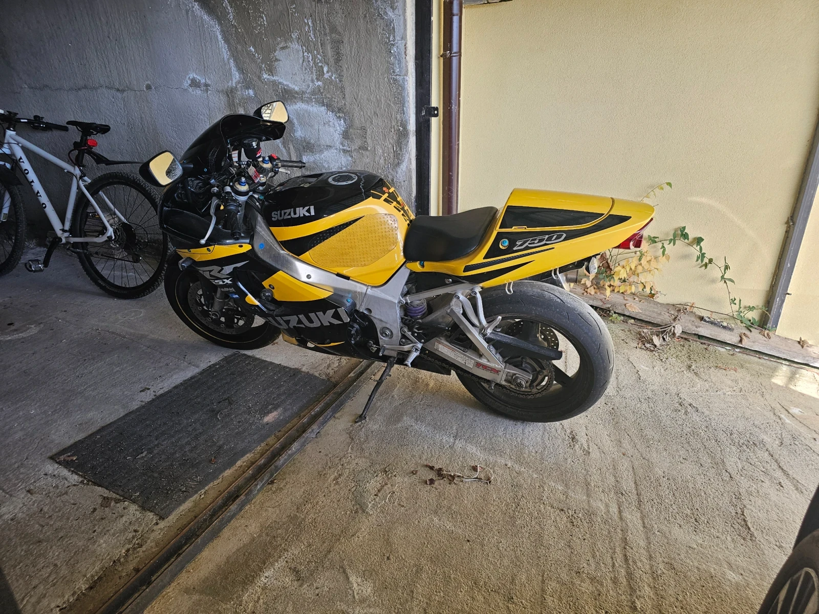 Suzuki Gsxr  - изображение 2