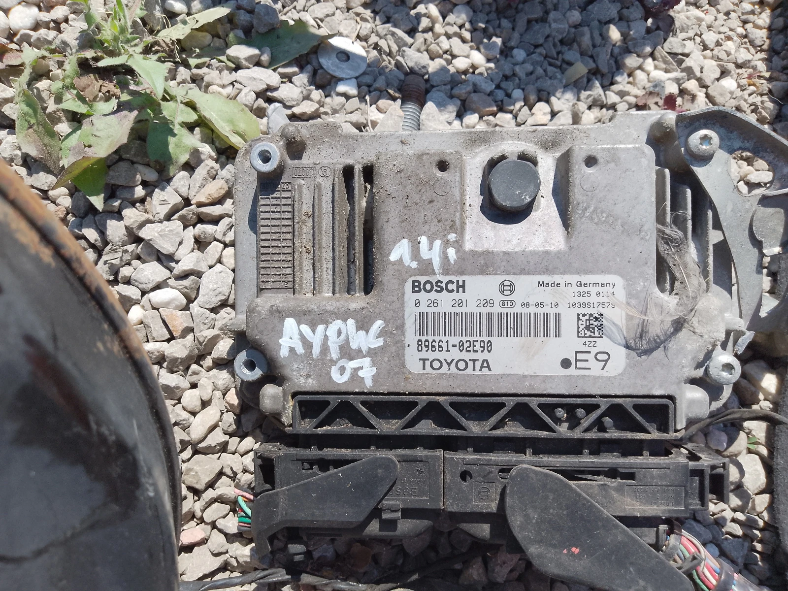 0261201209,89661-02E90    1.4 | Mobile.bg   1