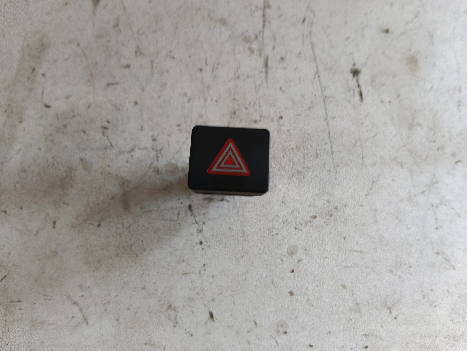 копче аварийни 8W0941609A Audi A4