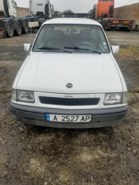 Opel Corsa 1.2i, снимка 1
