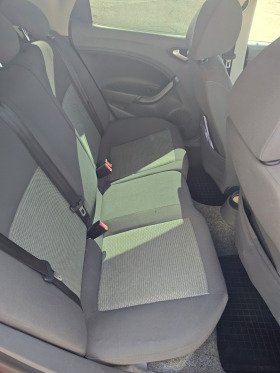 Seat Ibiza 1.6 tdi, снимка 12 - Автомобили и джипове - 45491640