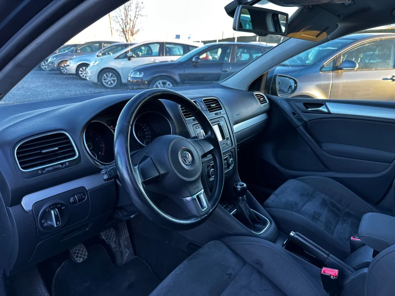 VW Golf 1.4tsi 122hp, снимка 9 - Автомобили и джипове - 44149828