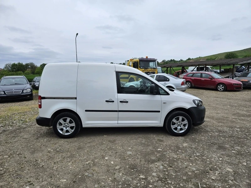 VW Caddy 1.6 TDI , снимка 6 - Автомобили и джипове - 45408554