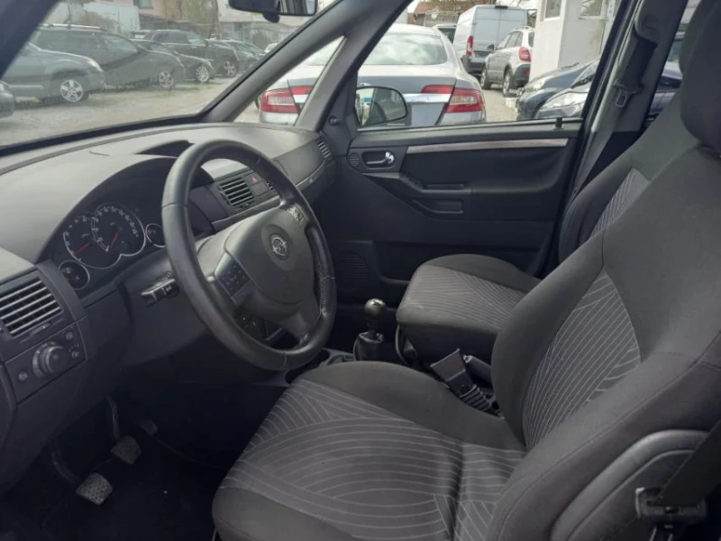 Opel Meriva, снимка 3 - Автомобили и джипове - 47440999