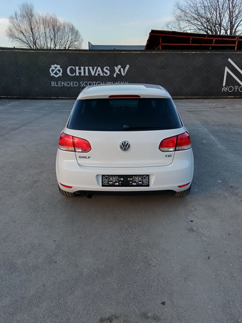 VW Golf 1.2TSI ГАЗ-БЕНЗИН , снимка 4 - Автомобили и джипове - 49104578