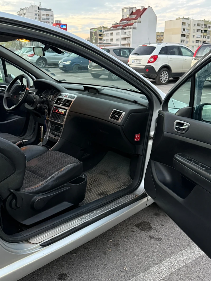Peugeot 307 2.0i, снимка 13 - Автомобили и джипове - 52460616