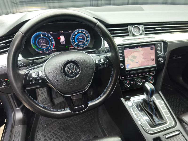VW Passat GTE 1.4Tsi Autiomatic Plug In Hybrid* DIGITAL* FUL, снимка 15 - Автомобили и джипове - 52374475