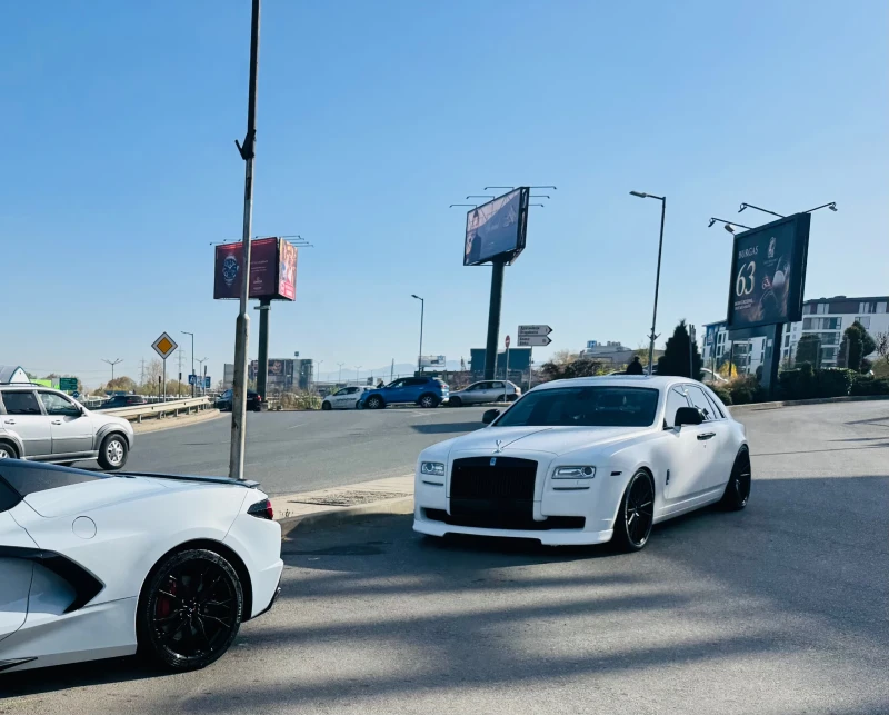 Rolls-Royce Ghost Предлага се и Собствен ЛИЗИНГ Black badge v12 600h, снимка 13 - Автомобили и джипове - 52744508