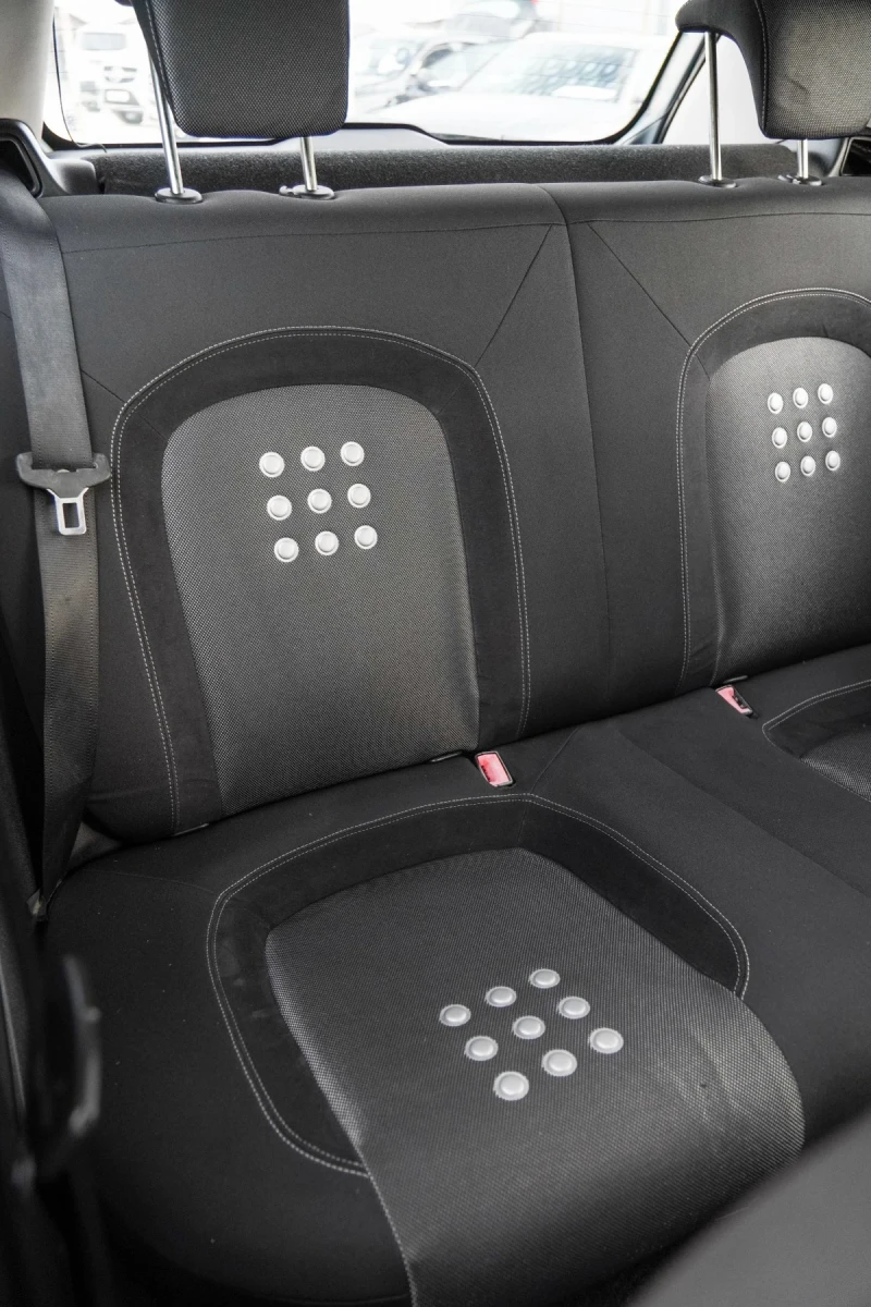 Fiat Punto 1.3JTD ITALIA ЛИЗИНГ, снимка 10 - Автомобили и джипове - 52575225