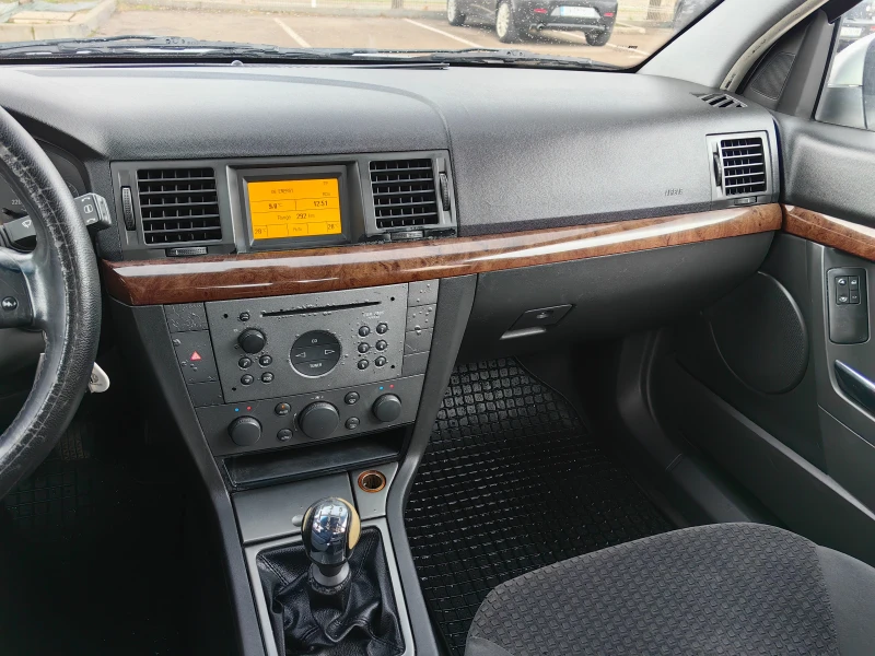 Opel Vectra C, снимка 10 - Автомобили и джипове - 53157073
