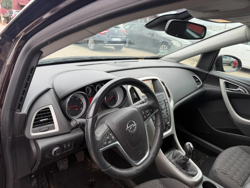 Opel Astra 1.7CDTI NAVI/KAMERA EURO 5, снимка 10 - Автомобили и джипове - 53560295