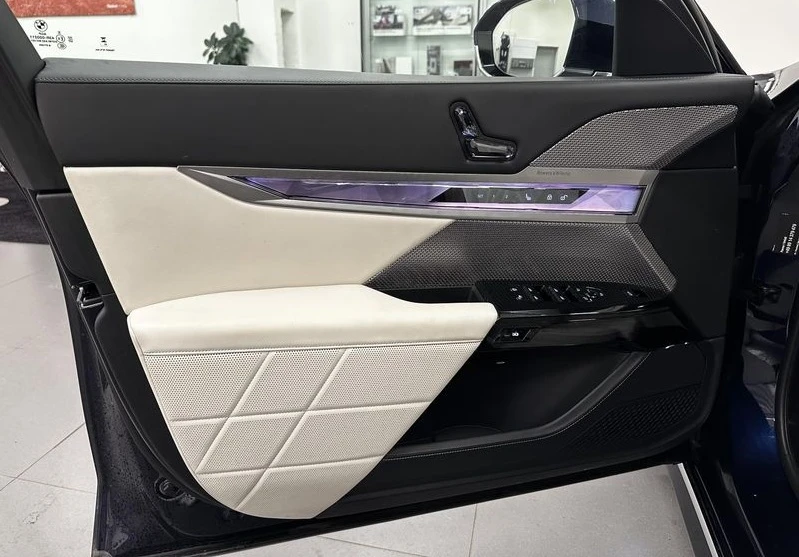 BMW 740 d xDrive, снимка 9 - Автомобили и джипове - 53120347