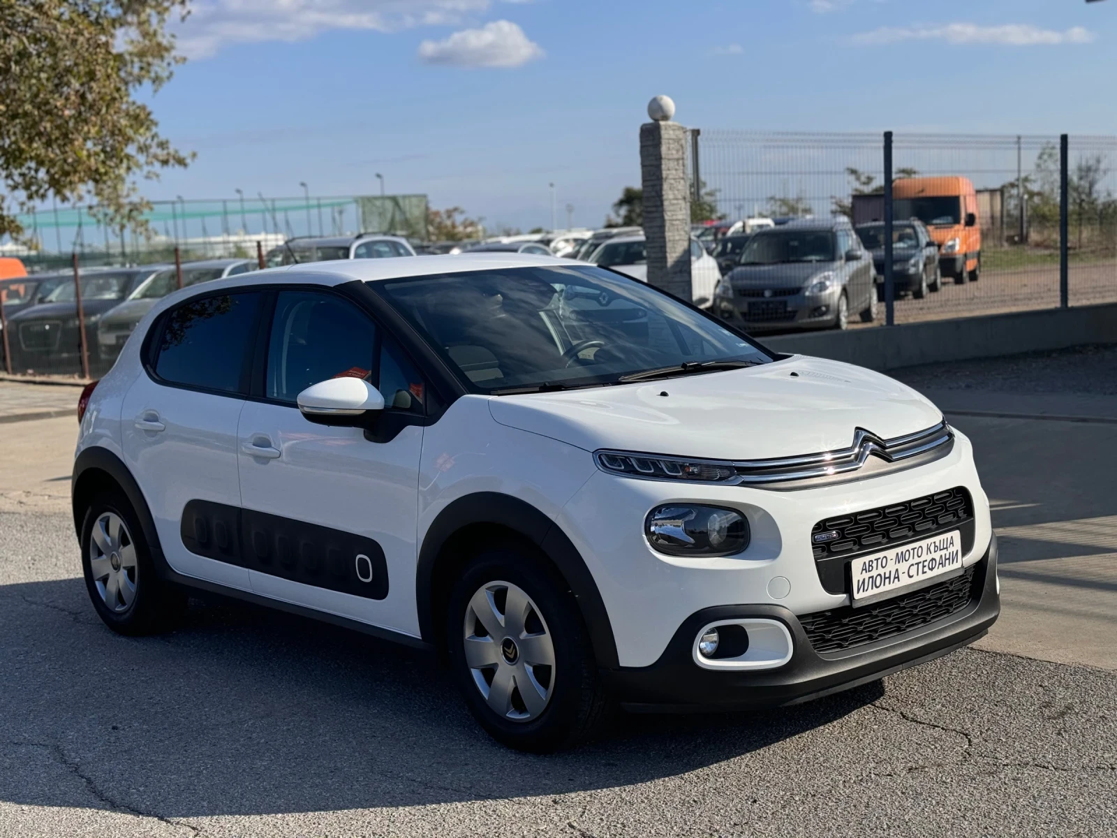 Citroen C3 1.2i 68ps * 70хил.км* ПЕРФЕКТЕН - изображение 7