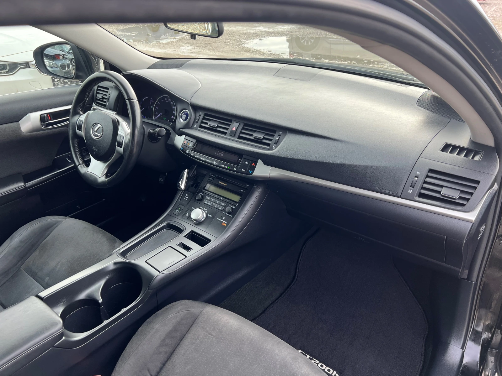 Lexus CT 200h 1.8 HYBRID | Mobile.bg   12