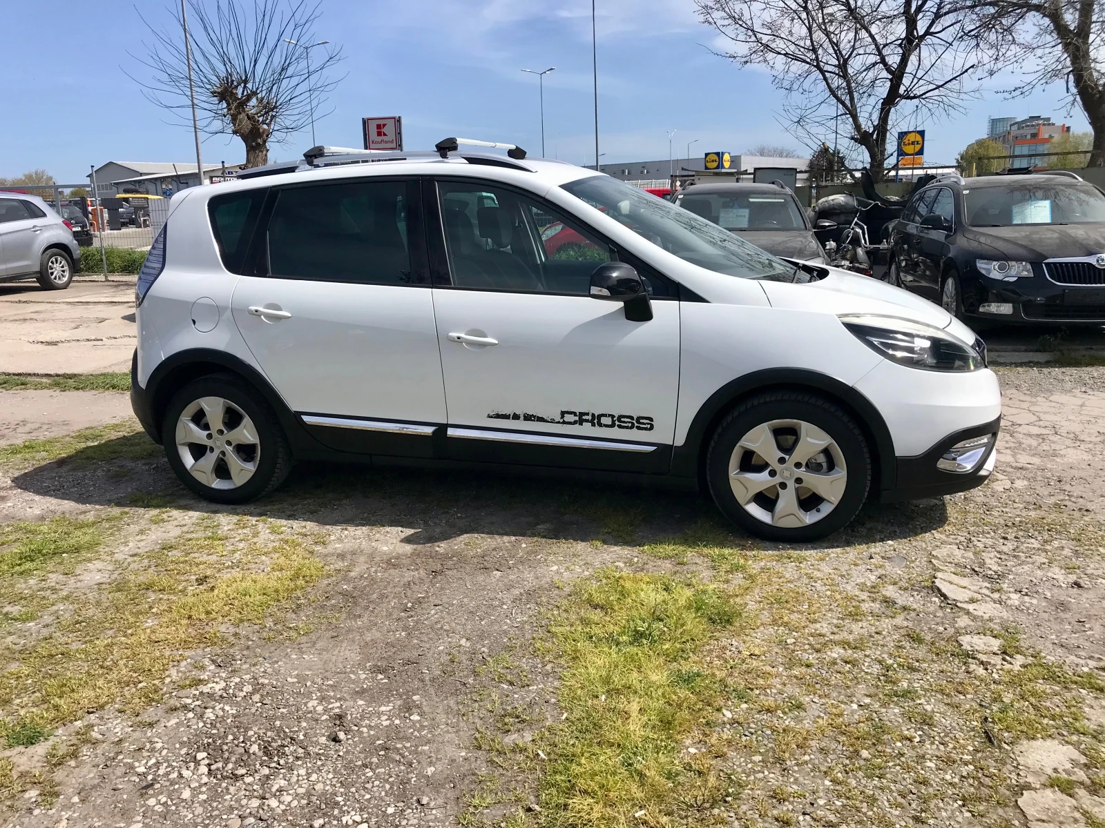 Renault Scenic 1.5d.-X-MOD-CROSS-AUTOM., снимка 8 - Автомобили и джипове - 49281690