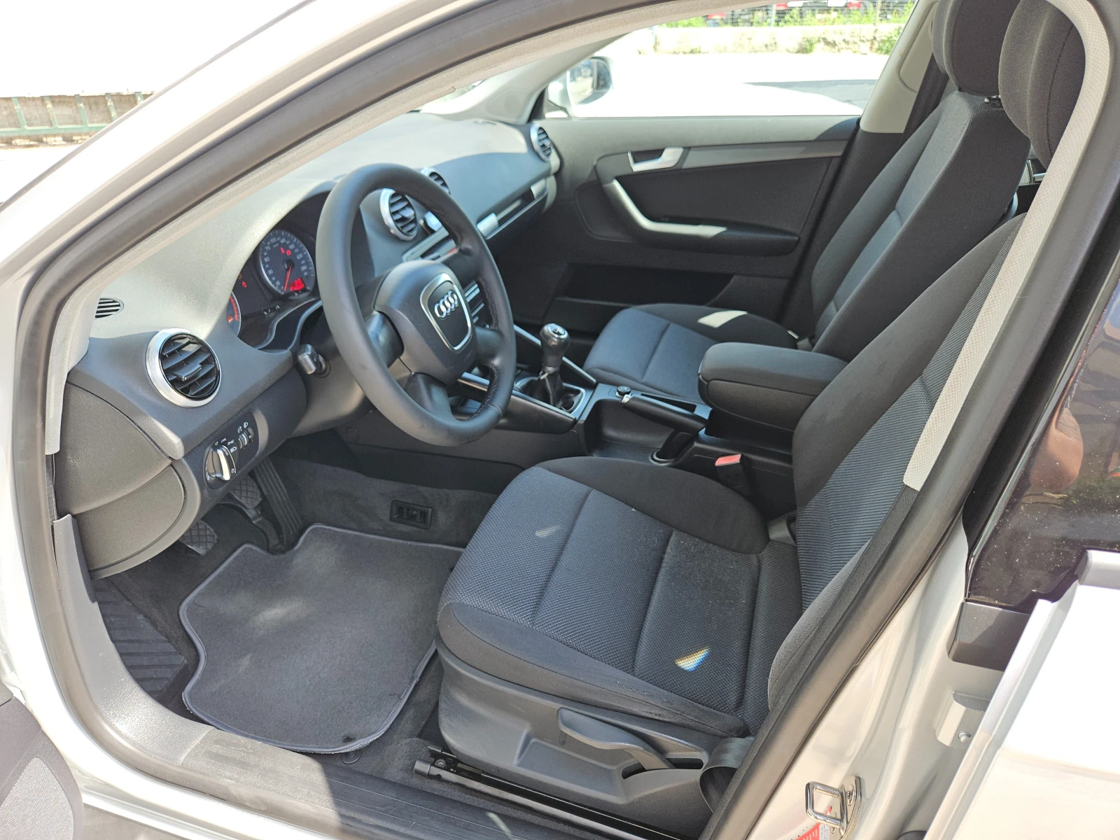 Audi A3 1.2TFSI/105k.c./6ск/БЛУТУТ/EURO 5B/ТОП - изображение 9