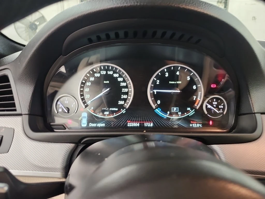BMW 528 * 528I XDRIVE * CARFAX * БЕЗ ПЪРВОНАЧАЛНА ВНОСКА - изображение 10