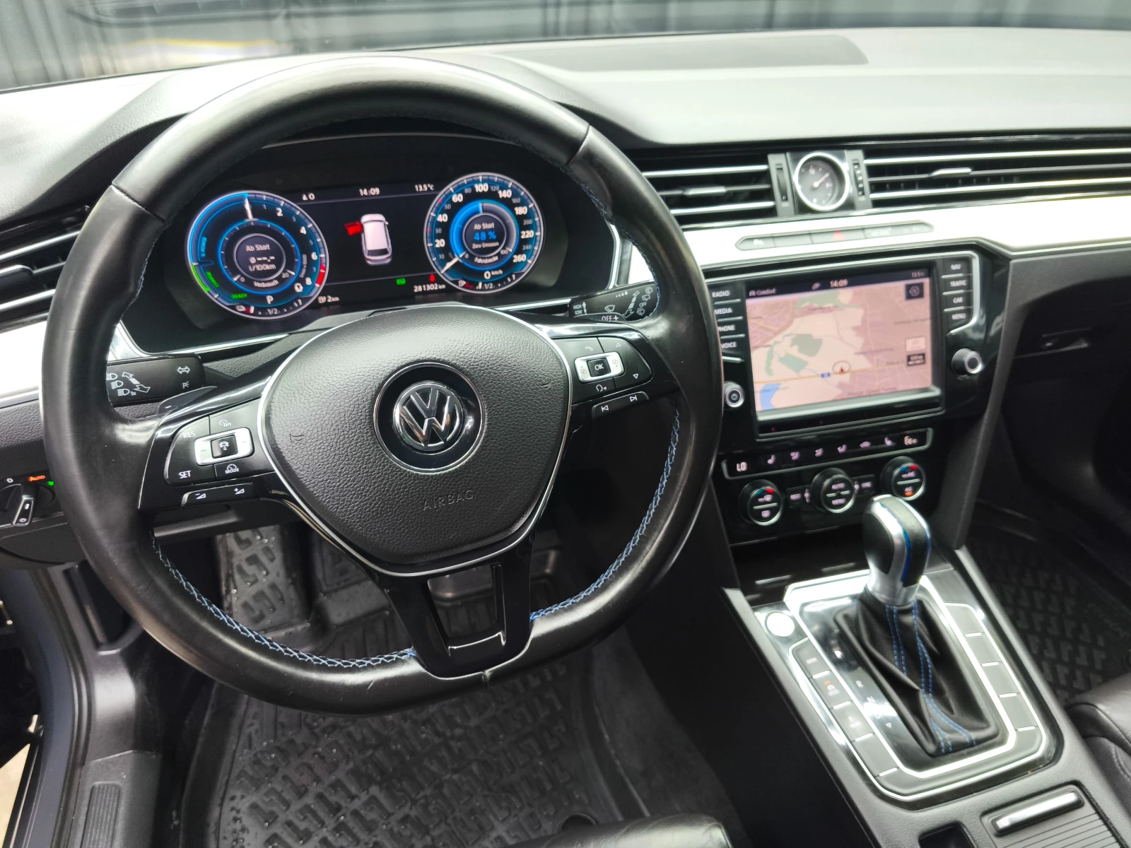 VW Passat GTE 1.4Tsi Autiomatic Plug In Hybrid* DIGITAL* FUL | Mobile.bg   15