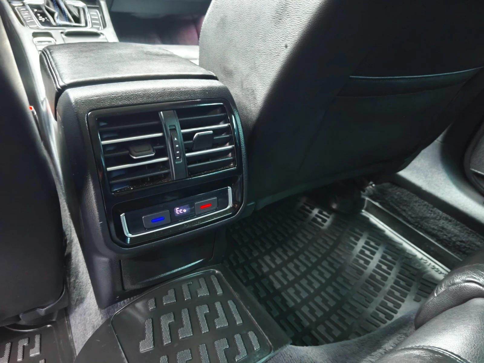 VW Passat GTE 1.4Tsi Autiomatic Plug In Hybrid* DIGITAL* FUL | Mobile.bg   14