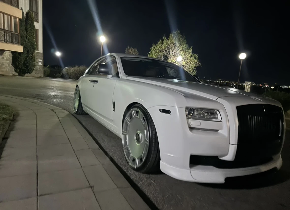 Rolls-Royce Ghost Предлага се и Собствен ЛИЗИНГ Black badge v12 600h - изображение 7