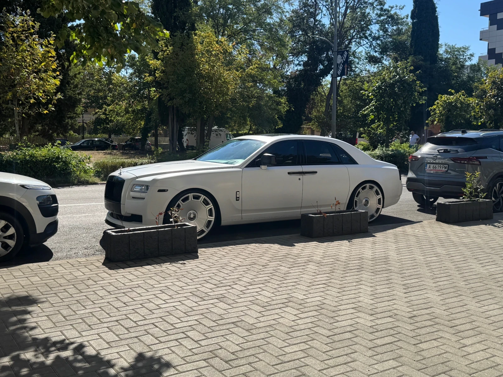 Rolls-Royce Ghost      Black badge v12 600h | Mobile.bg   4