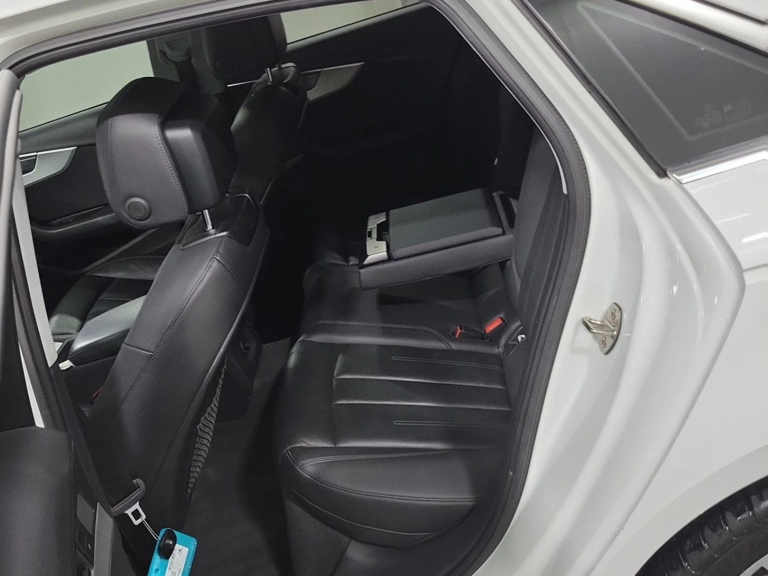 Audi A4 2.0 TFSI Quattro Comfort * АвтоКредит* ЦЕНА ДО БГ - изображение 9