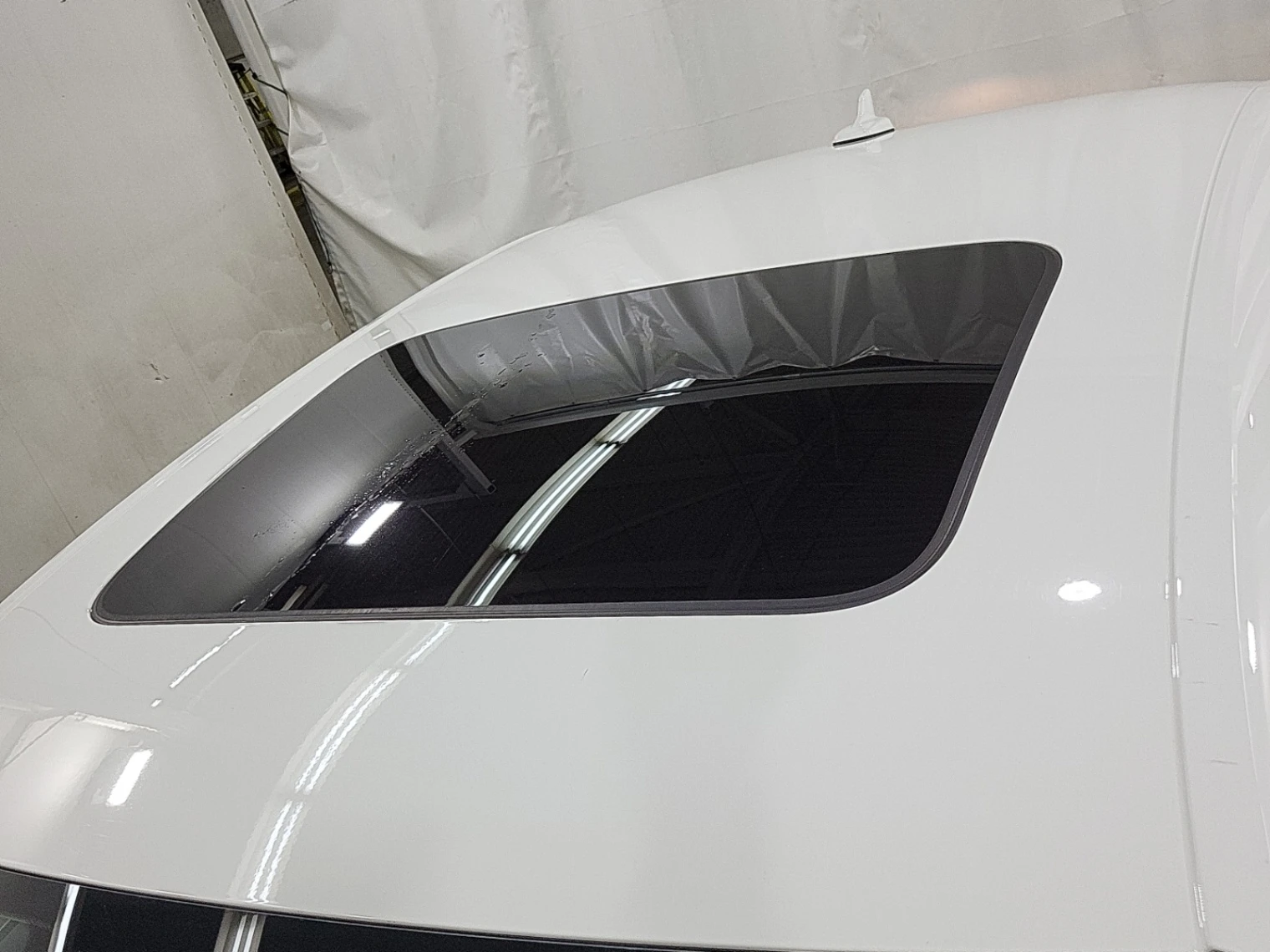 Audi A4 2.0 TFSI Quattro Comfort * АвтоКредит* ЦЕНА ДО БГ - изображение 5