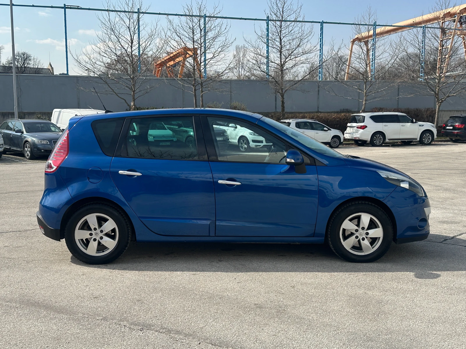 Renault Scenic 1, 5дци/Панорама, снимка 5 - Автомобили и джипове - 53734892