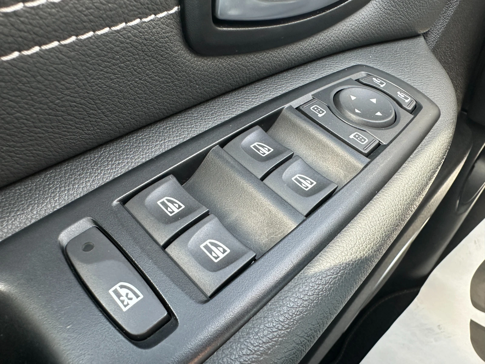 Renault Scenic 1, 5дци/Панорама, снимка 13 - Автомобили и джипове - 53734892