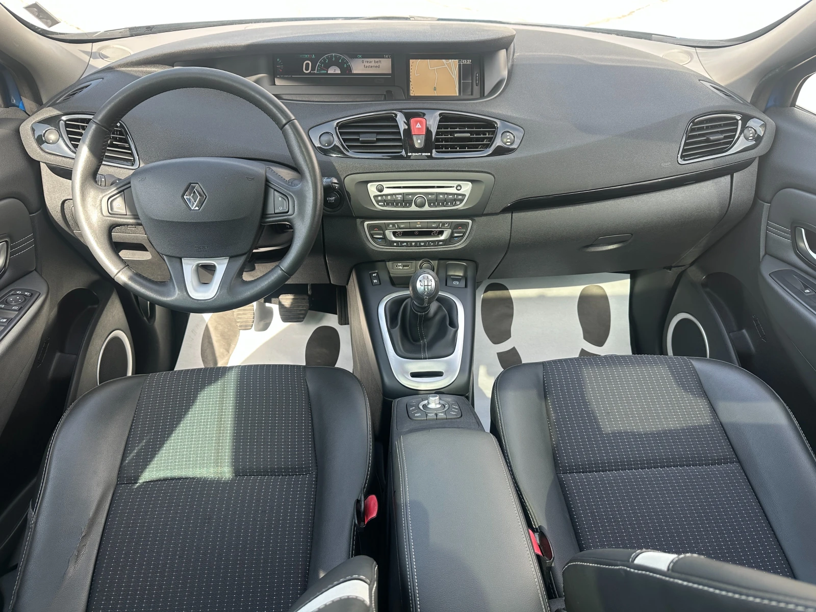 Renault Scenic 1, 5дци/Панорама, снимка 10 - Автомобили и джипове - 53734892