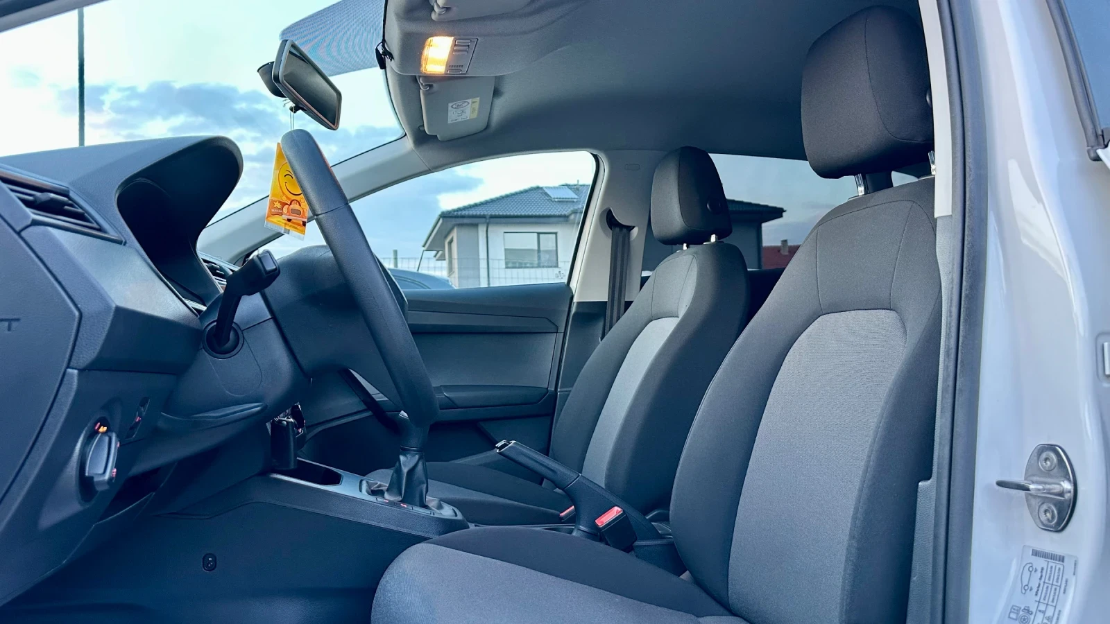 Seat Ibiza 1.6TDI 10/2020г. EURO 6D Отлично състояние!, снимка 8 - Автомобили и джипове - 53978929