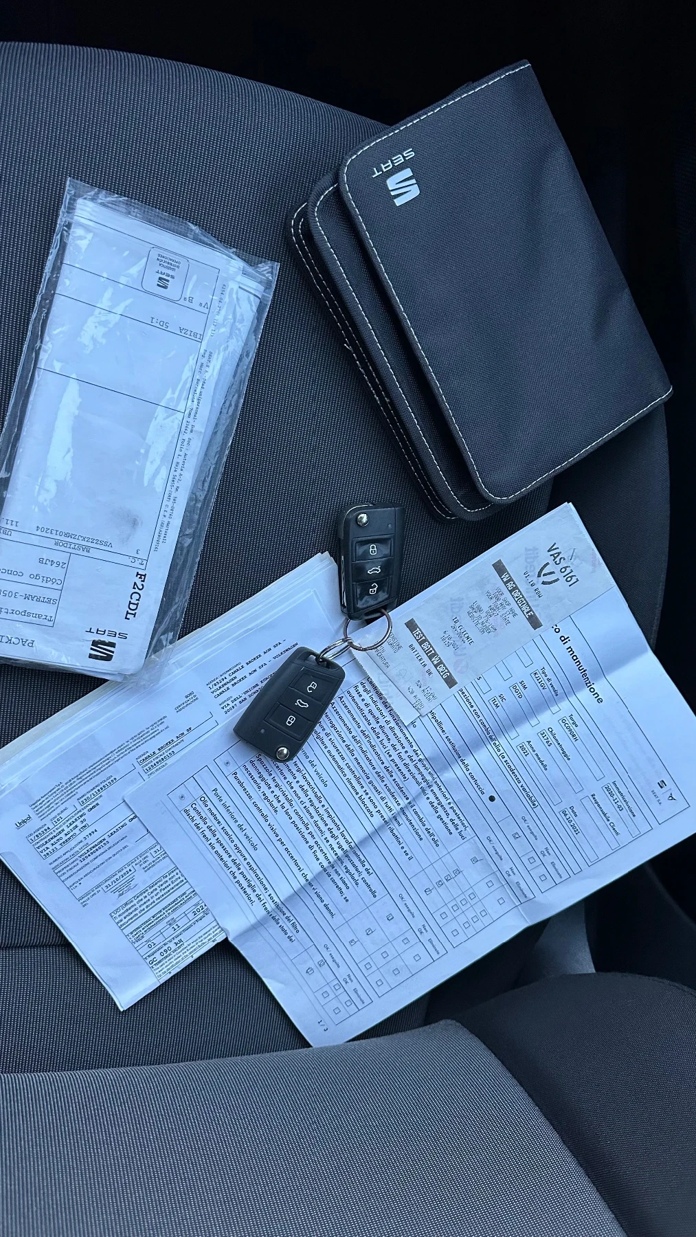 Seat Ibiza 1.6TDI 10/2020г. EURO 6D Отлично състояние!, снимка 15 - Автомобили и джипове - 53978929