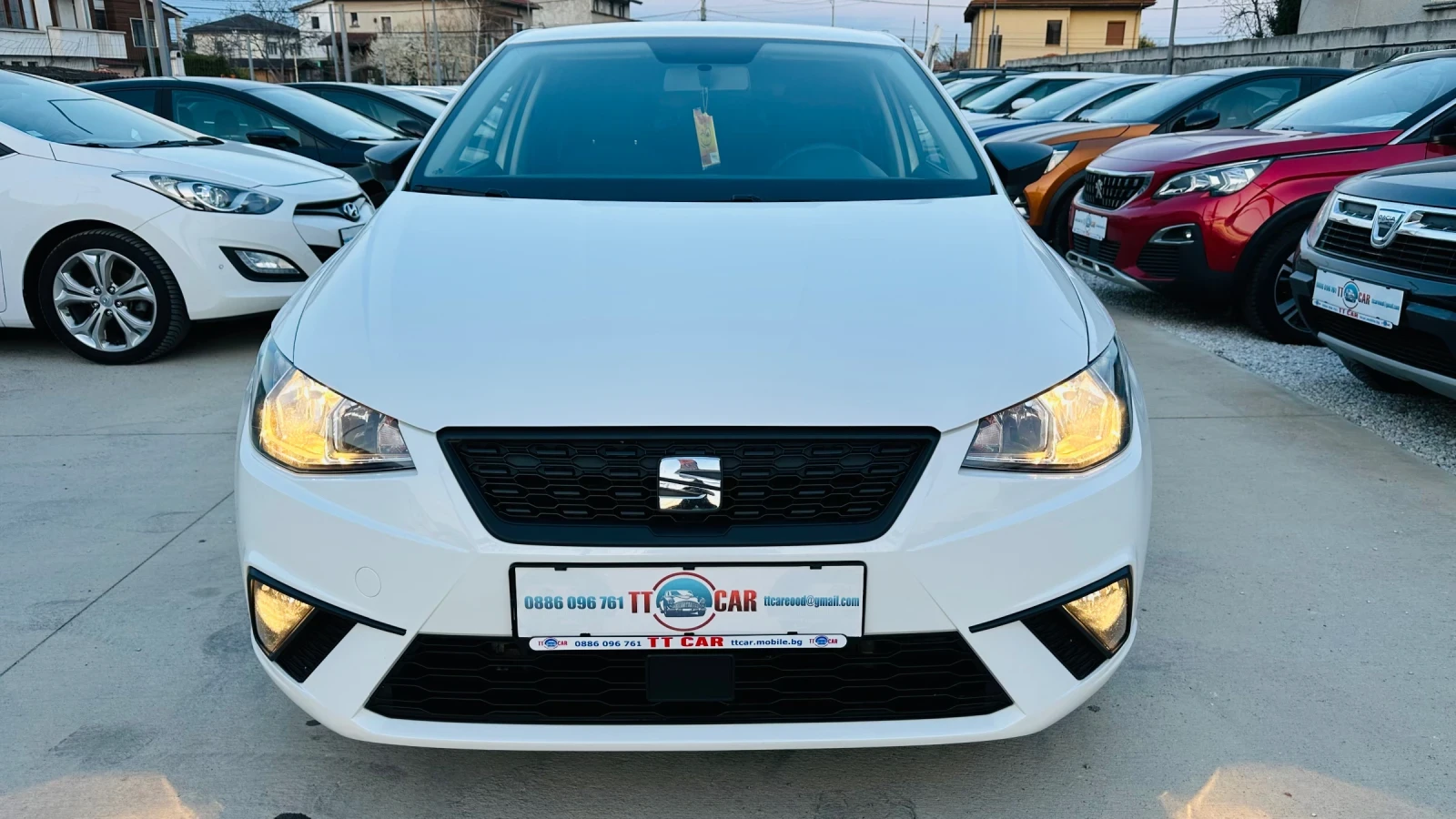 Seat Ibiza 1.6TDI 10/2020г. EURO 6D Отлично състояние!, снимка 2 - Автомобили и джипове - 53978929