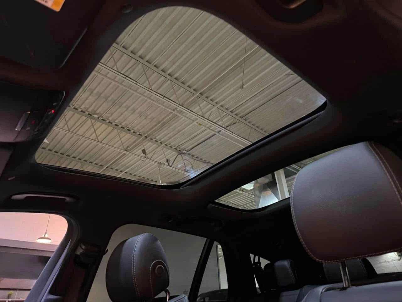 Mercedes-Benz E 450 | DISTRONIC| 360| BURMESTER| ПОДГРЕВ| PANO| 2 КЛЮЧ, снимка 14 - Автомобили и джипове - 54107968