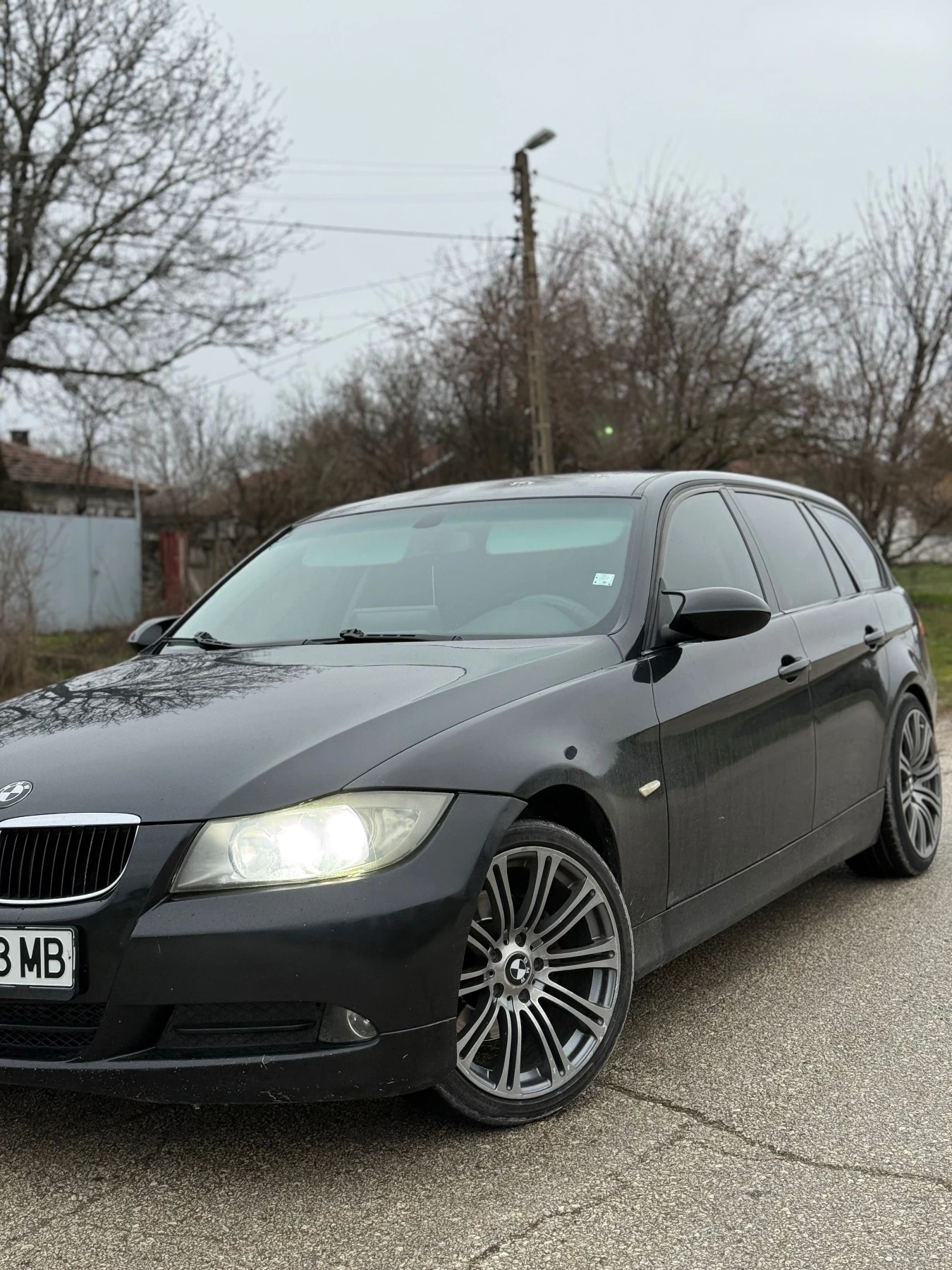 BMW 320, снимка 6 - Автомобили и джипове - 54377005