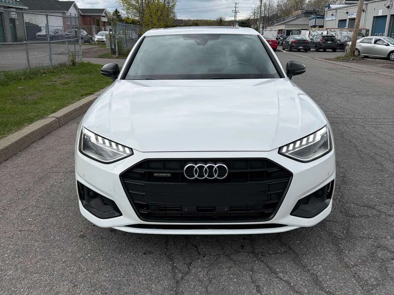 Audi A4 * Komfort * MATRIX* DISTRONIC* KEYLESS* , снимка 6 - Автомобили и джипове - 54478655