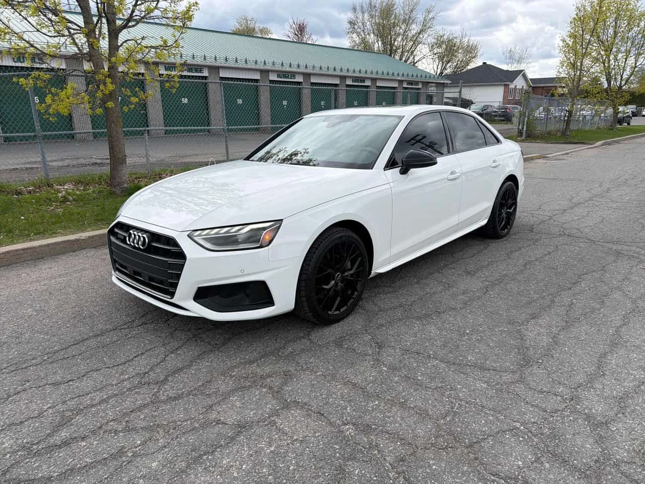 Audi A4 * Komfort * MATRIX* DISTRONIC* KEYLESS* 