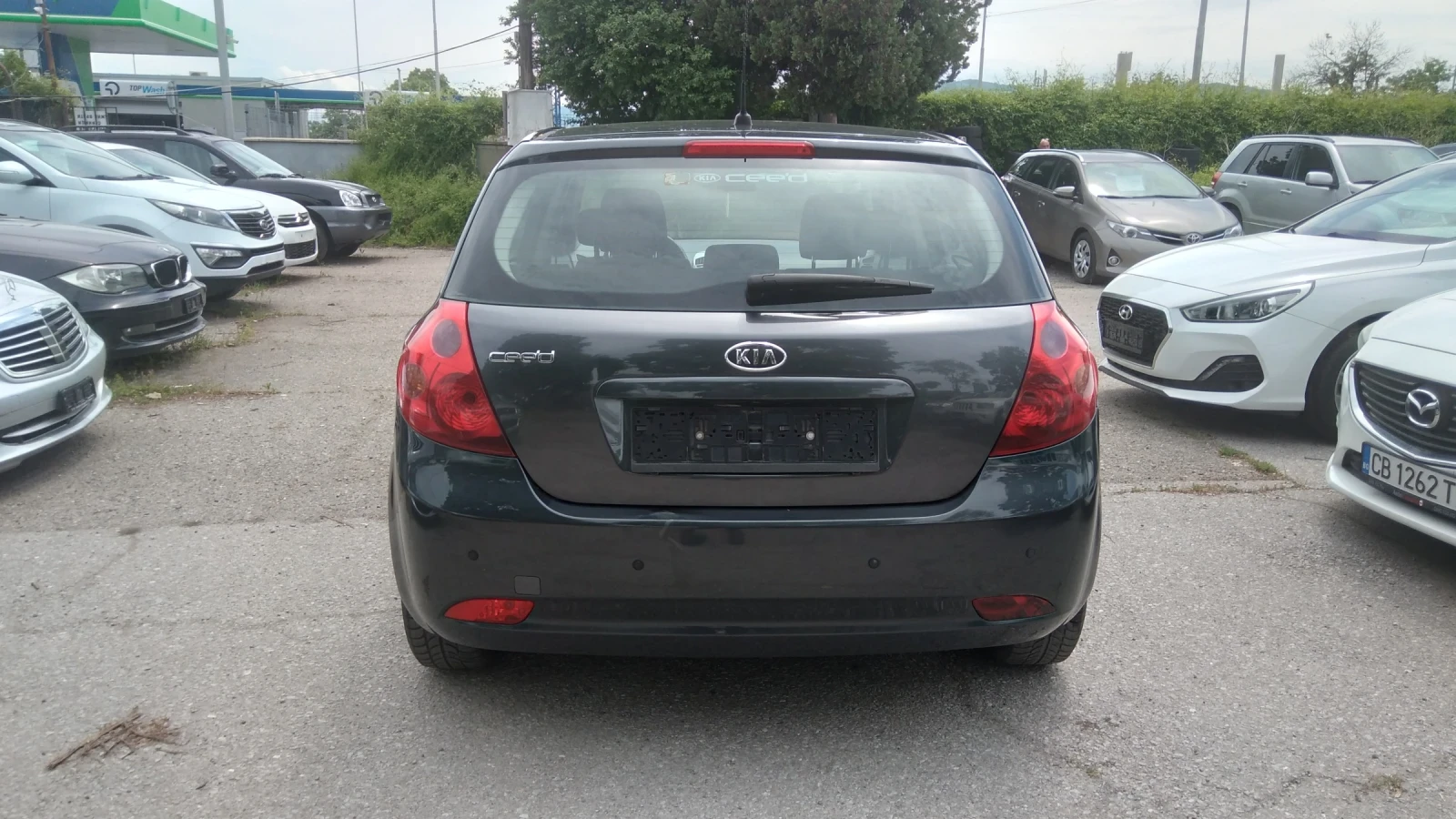 Kia Ceed 1.6i   125кс., снимка 4 - Автомобили и джипове - 54609190
