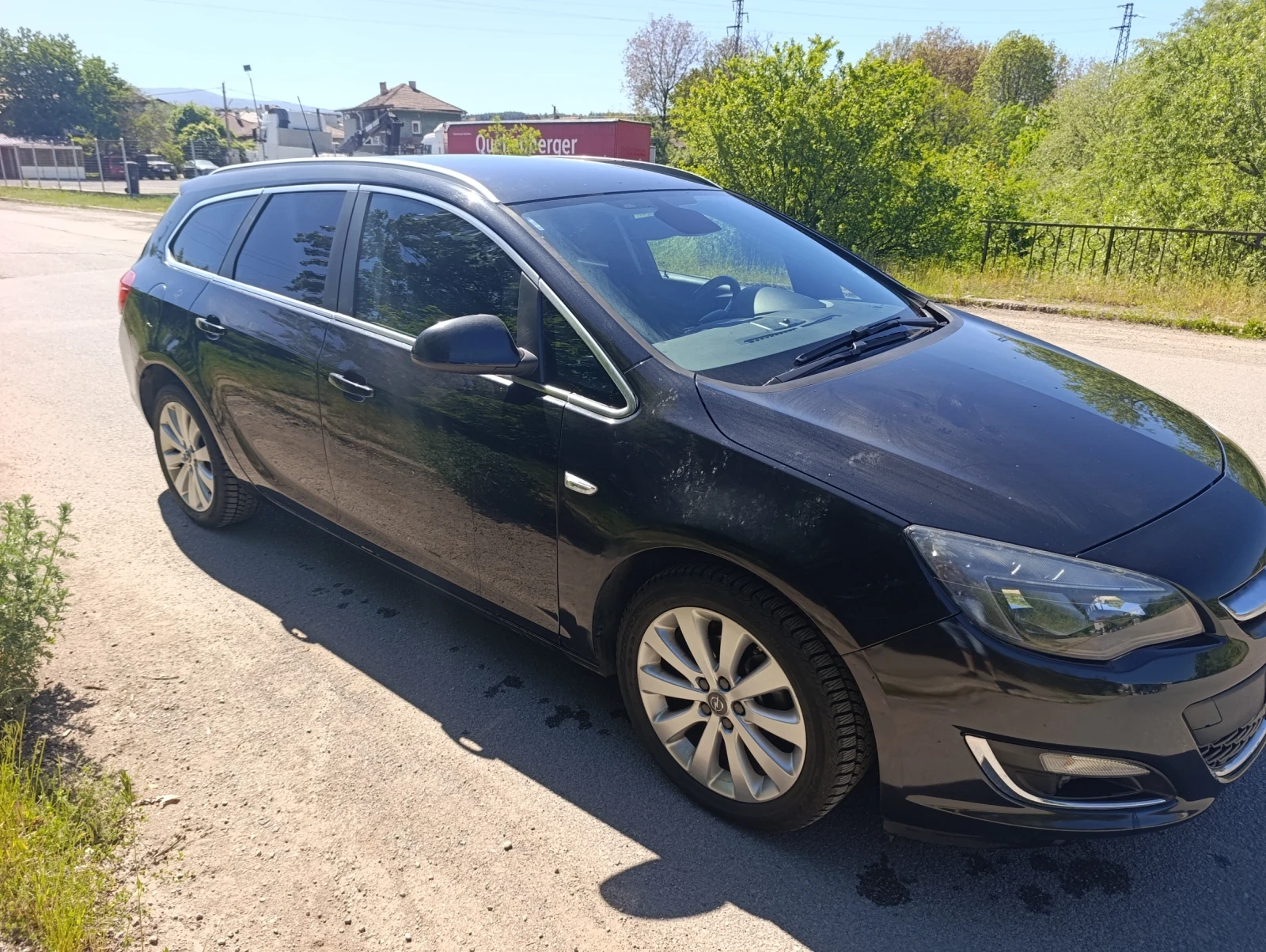 Opel Astra 1.4 Gaz-Benzin, снимка 4 - Автомобили и джипове - 54718146